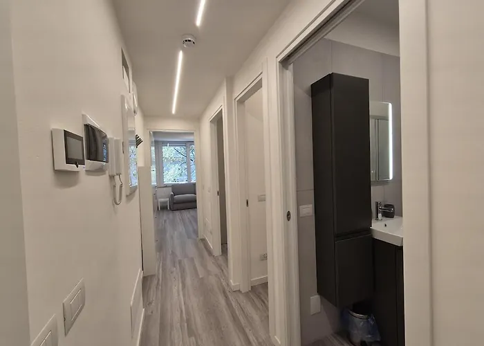 Monica * Βιαρέτζιο